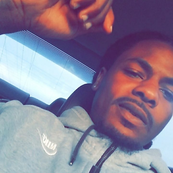 Meet your Posher, Tae - Picture 1 of 1